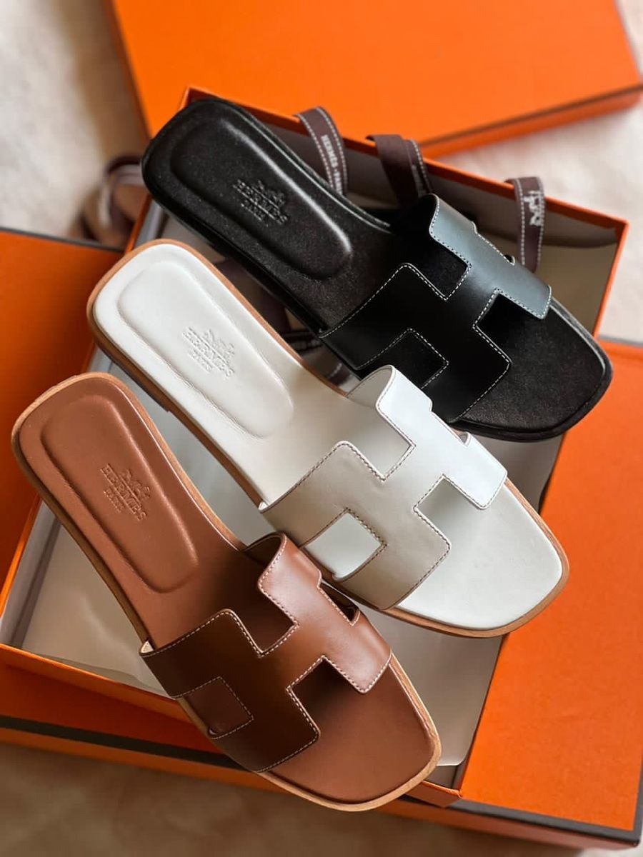 Hermes Oran Sandals - Rose